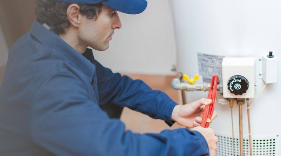 Professional Tankless Water Heater Installation in Kelso, MO